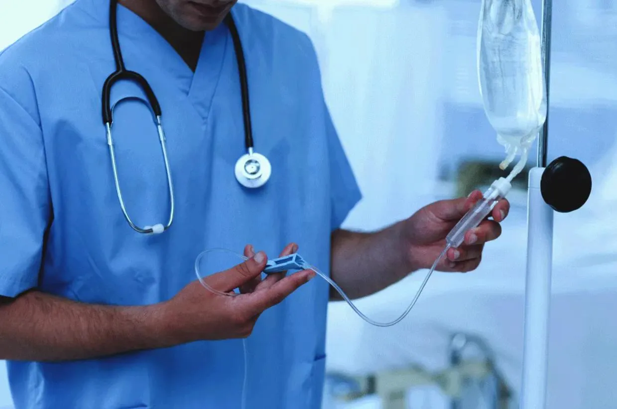 Вывод из запоя в Решетниково круглосуточно
